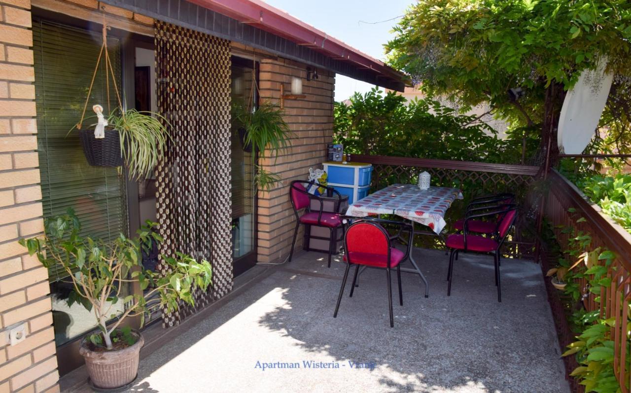 Apartman Wisteria Vranje Luaran gambar